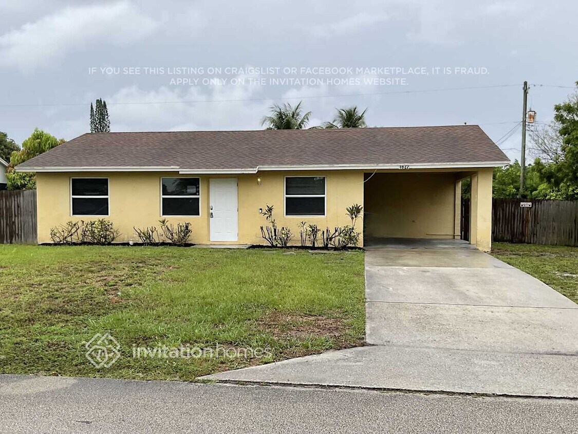 Primary Photo - 1672 W Breezy Ln