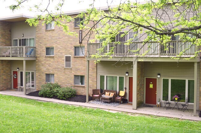 Foto del edificio - University Terrace Apartments