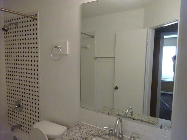 Foto del edificio - 4809 Jewel St