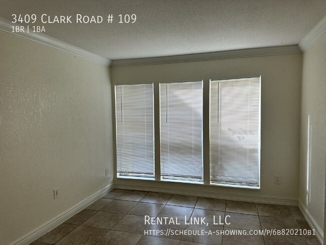 Building Photo - 3409 Clark Rd