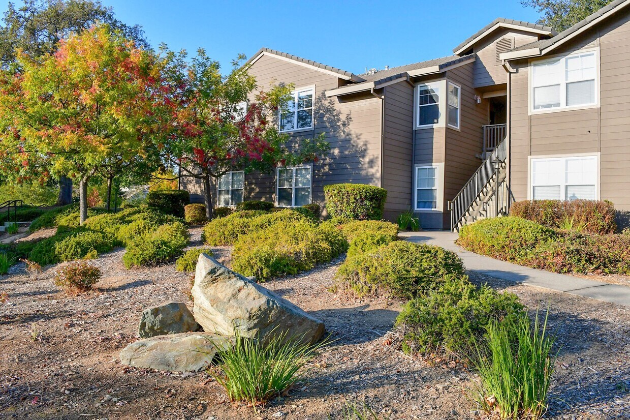 Lake Forest at El Dorado Hills Apartments El Dorado Hills, CA