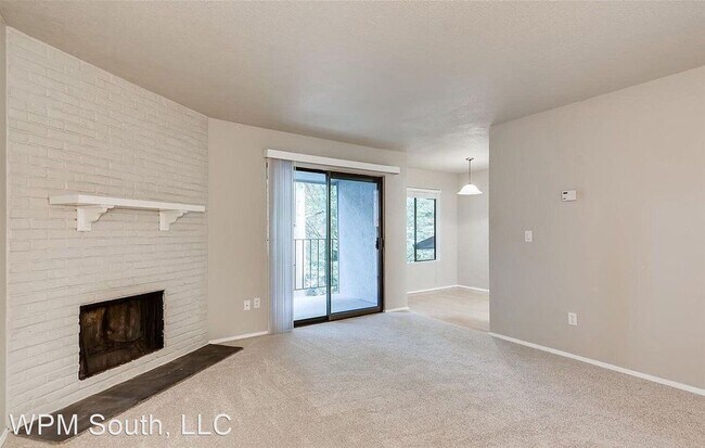Foto del edificio - 1 br, 1 bath House - 12021 100th Ave NE #3C