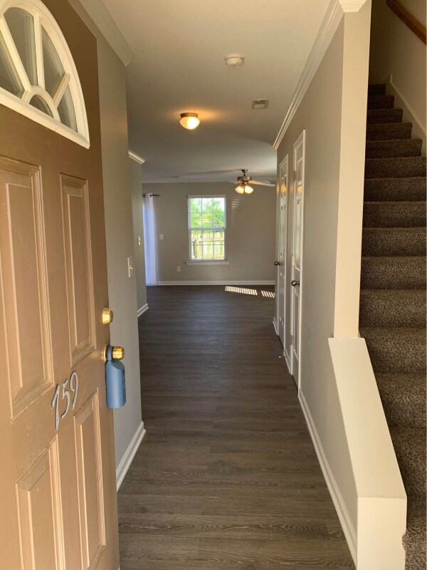 Foto del edificio - 759 Bellview Way