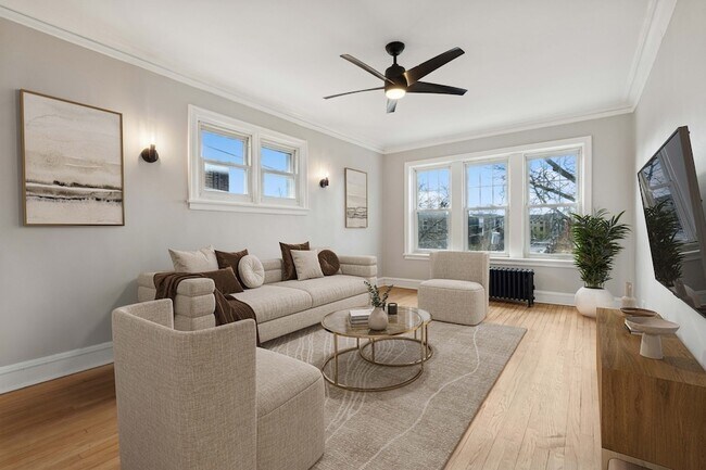 Foto del edificio - 5953 N Greenview Ave