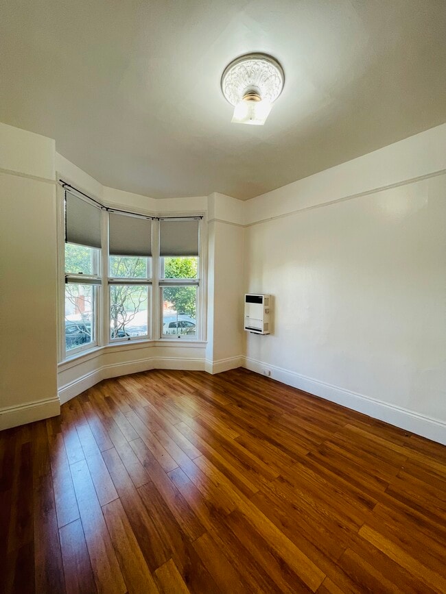 Building Photo - 2908 Folsom St
