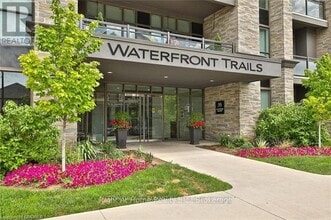 Building Photo - 35 Southshore Cres