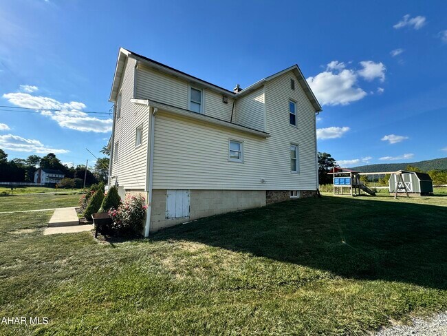 Building Photo - 4020 Imlertown Rd