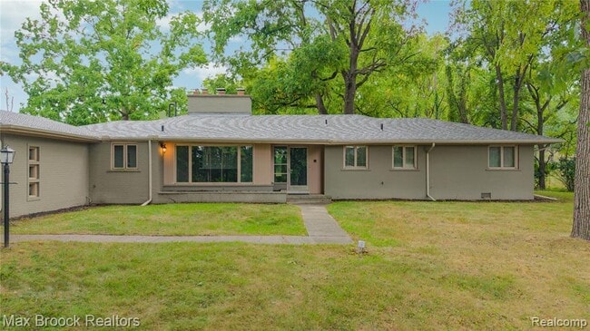 Building Photo - 3988 Lakeland Ln