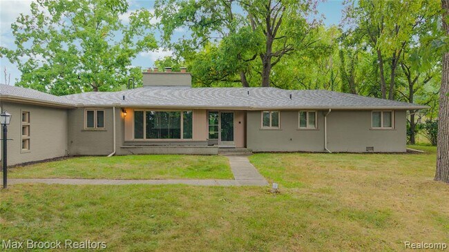 Foto del edificio - 3988 Lakeland Ln