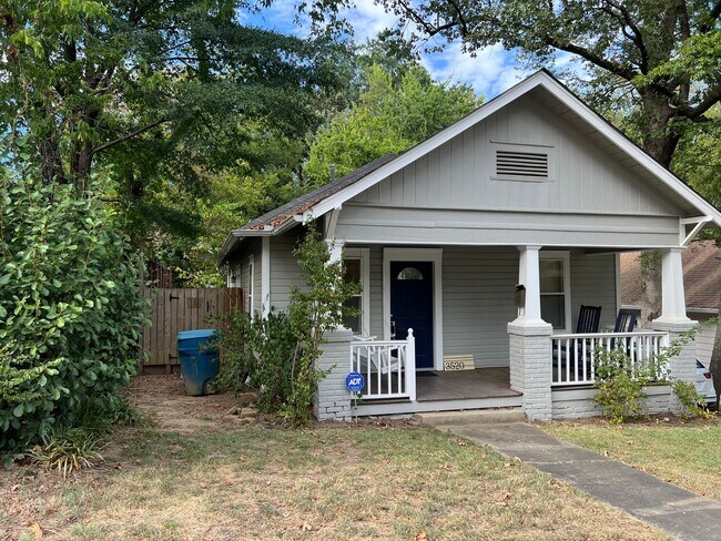 Foto del edificio - 3520 Lee Ave