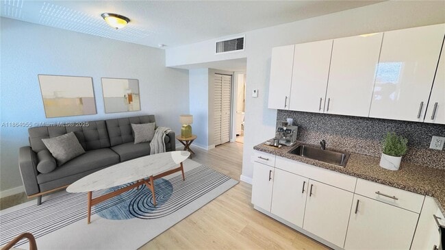 Foto del edificio - 1737 NW 3rd Ave