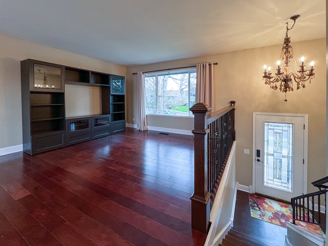 Building Photo - Incredible 3 Bed 2 Bath House w/ Washer & ...