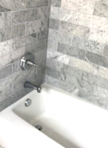 marble tile for tub surround - 4315 Marmion Way