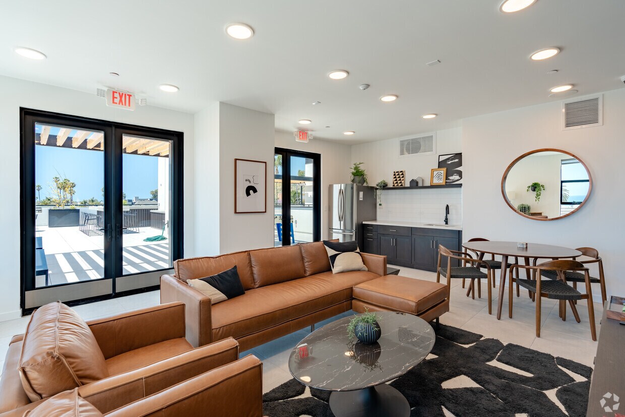 The Kalthom Building Apartments in Ventura, CA Westside Rentals