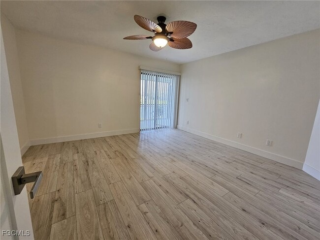 Building Photo - 521 SW 47th Terrace