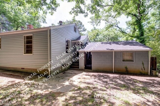 Building Photo - 1620 Yvonne Dr