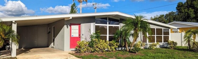 Building Photo - 2708 Lench Pl