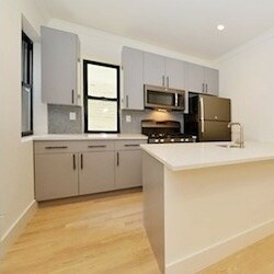 Primary Photo - 222 W 21st St