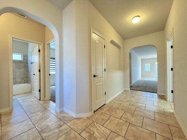 Foto del edificio - West El Paso 4 bed Refrig A/C
