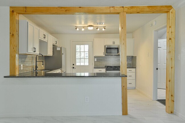 Foto del edificio - 1228 NW 99th St