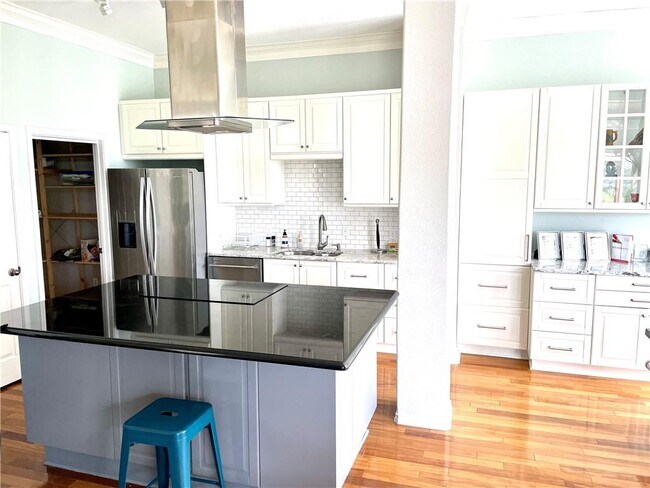 Foto del edificio - 20975 Waterside Dr