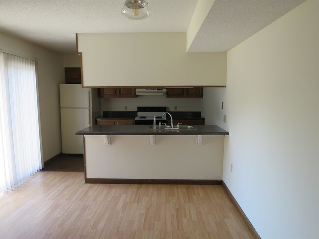 Building Photo - 9007 Creekside Ln NW