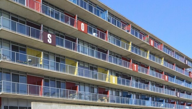Photo du bâtiment - Southport Apartments