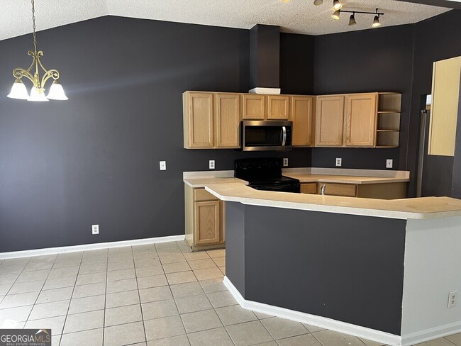 Building Photo - 300 Flamingo Dr