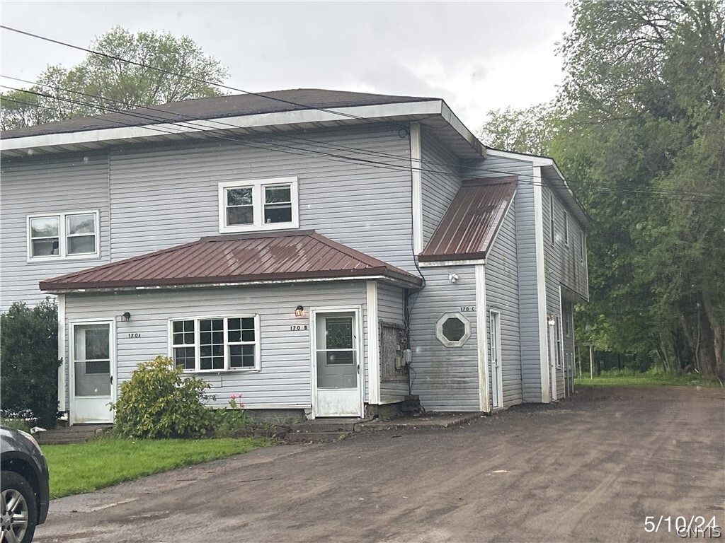 Foto del edificio - 170 Oswego St