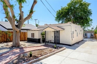 Building Photo - 10607 Whitegate Ave