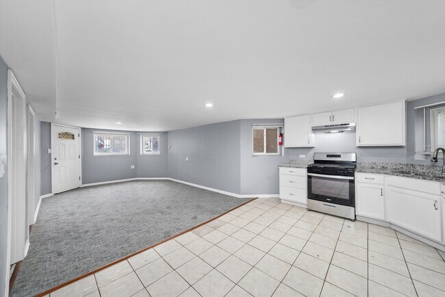 Foto del edificio - 3353 W Evergreen Ave