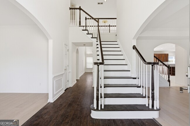 Building Photo - 1702 Clay Brooke Ct SE
