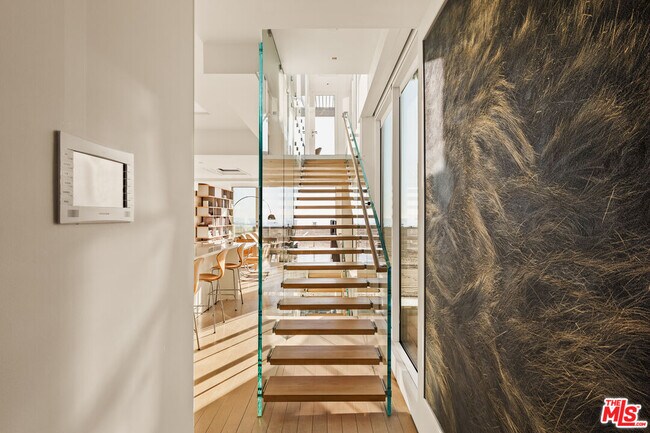 Foto del edificio - 1267 Palisades Beach Rd