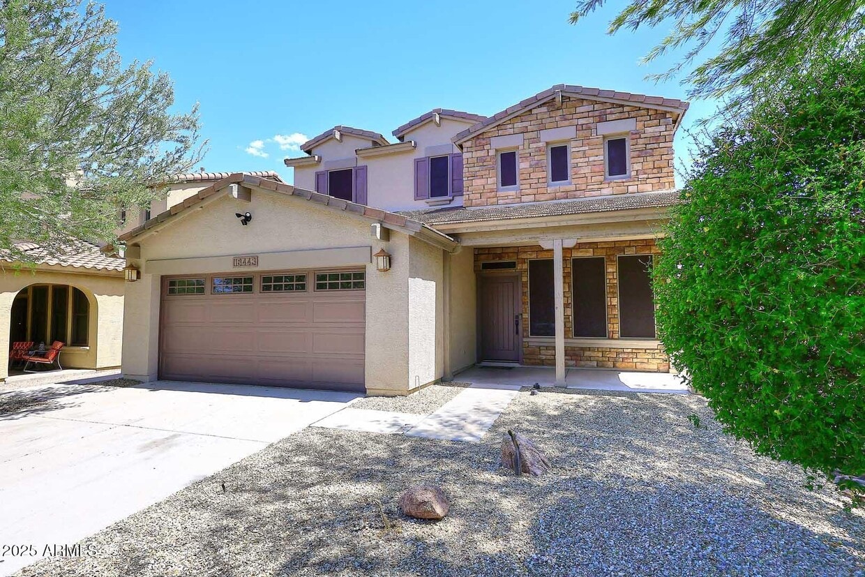 Primary Photo - 18443 W Paseo Way