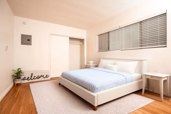 Foto del edificio - 1522 N Harvard St