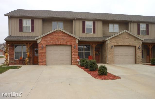 Foto principal - 5265 S Michigan Ave