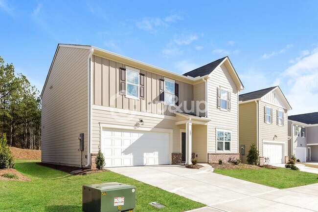 Building Photo - Fantastic 4bd/2ba home! Let yourself in!