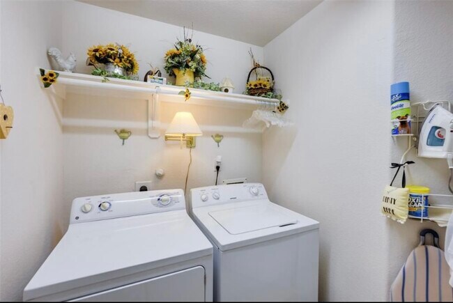 Foto del edificio - 20302 Mathis Landing Dr