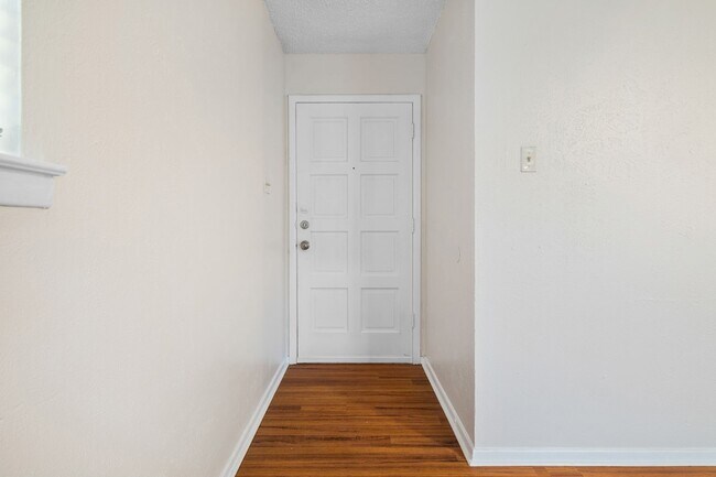 Foto del edificio - 726 E Pecan St