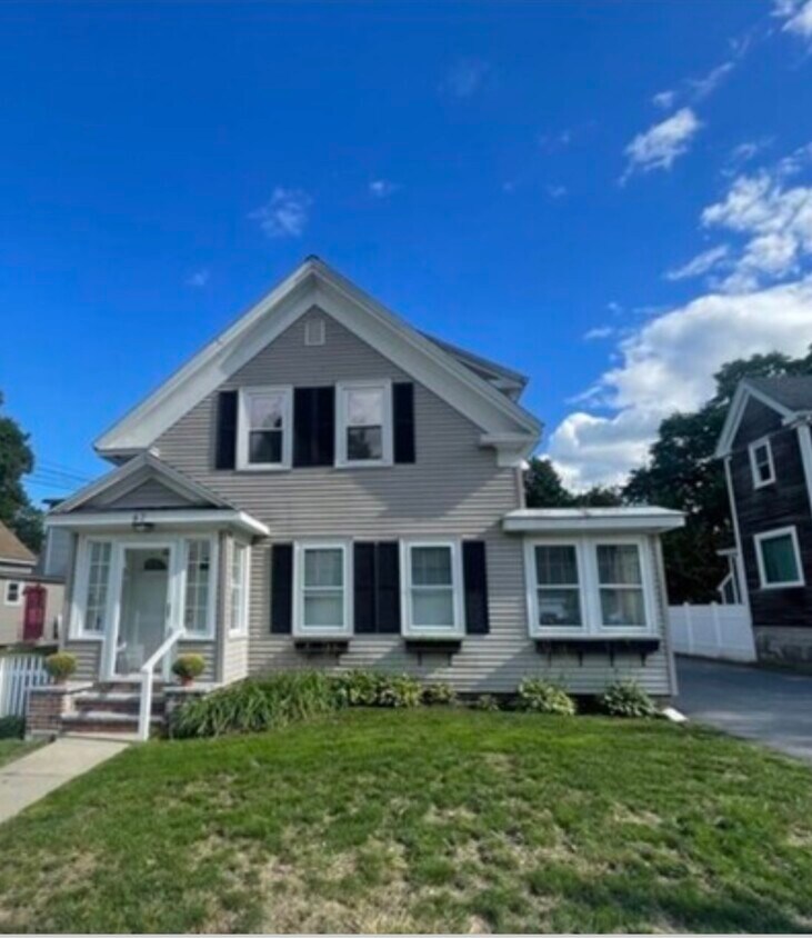 Primary Photo - 67 Pearl St