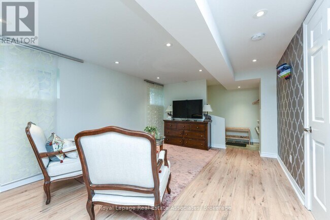 Building Photo - 3162 Folkway Dr