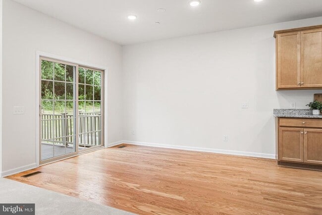 Building Photo - 112 S Buck Tavern Wy