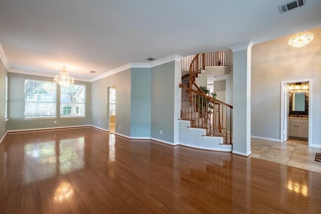 Building Photo - 8901 Splitarrow Dr