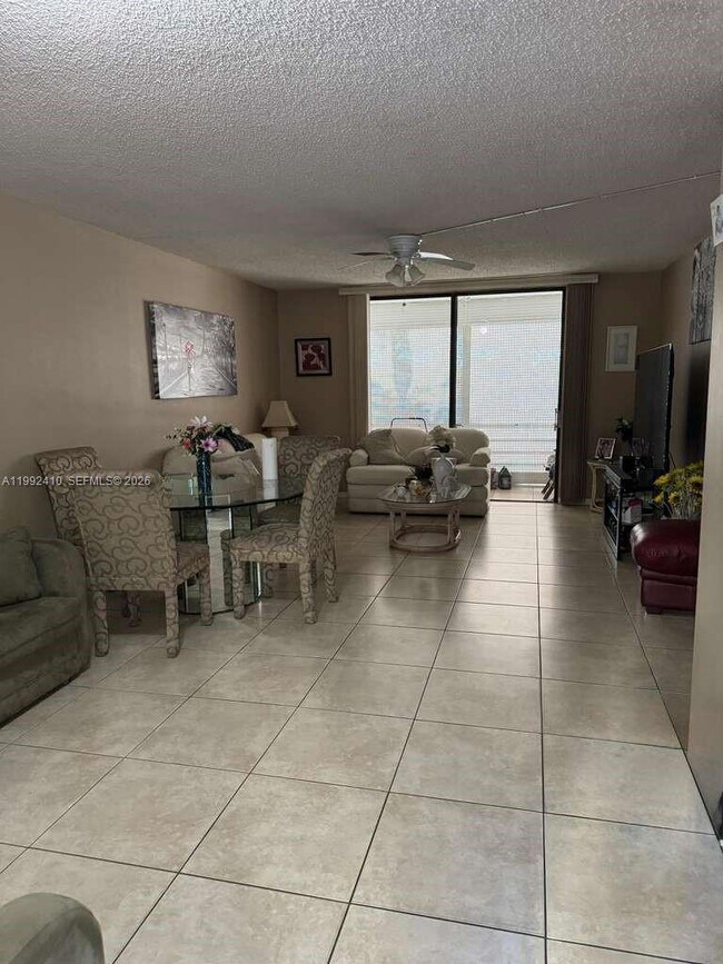 Foto del edificio - 1810 SW 81st Ave