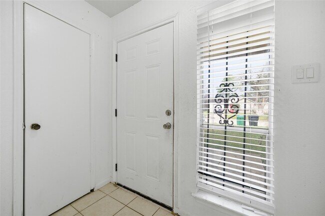 Building Photo - 12203 Cape Hyannis Dr