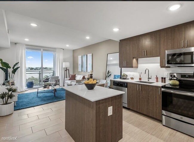Building Photo - 3 br, 2 bath Condo - 3694 W 12th Ave APART...