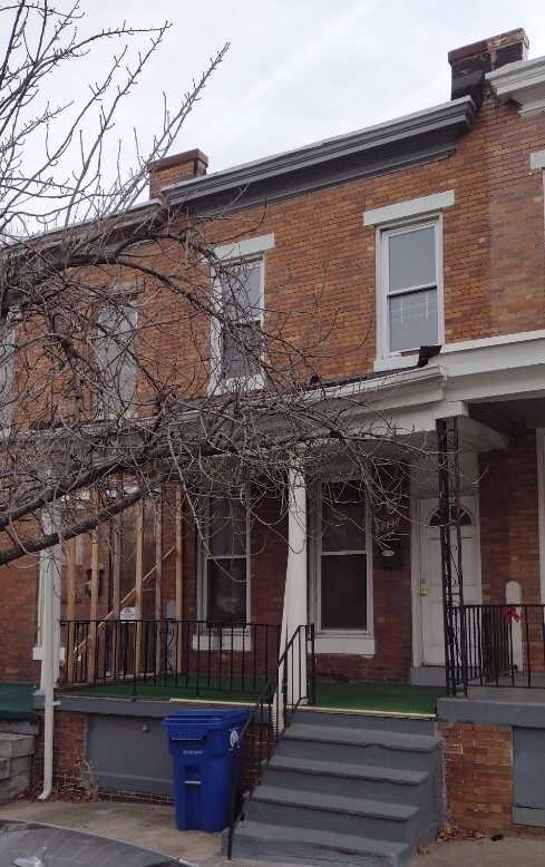 Primary Photo - 2225 Sidney Ave