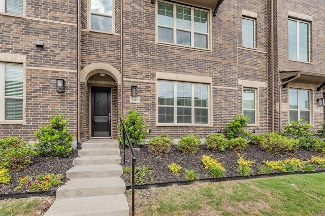 Building Photo - 4201 Shavano Dr