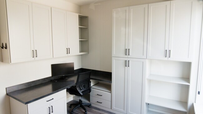 Foto del edificio - 1446 E 15th St