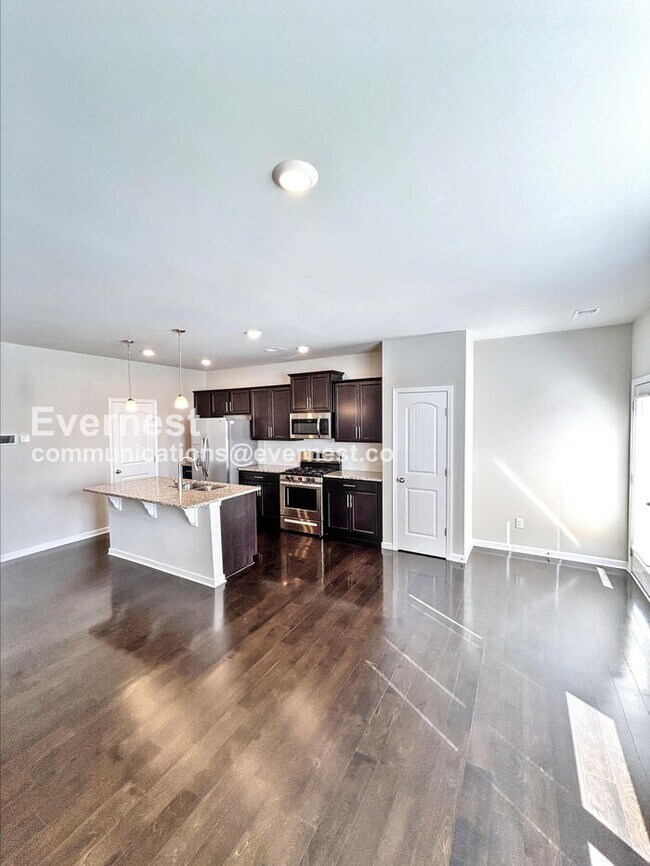 Foto del edificio - 4152 Grapevine Loop